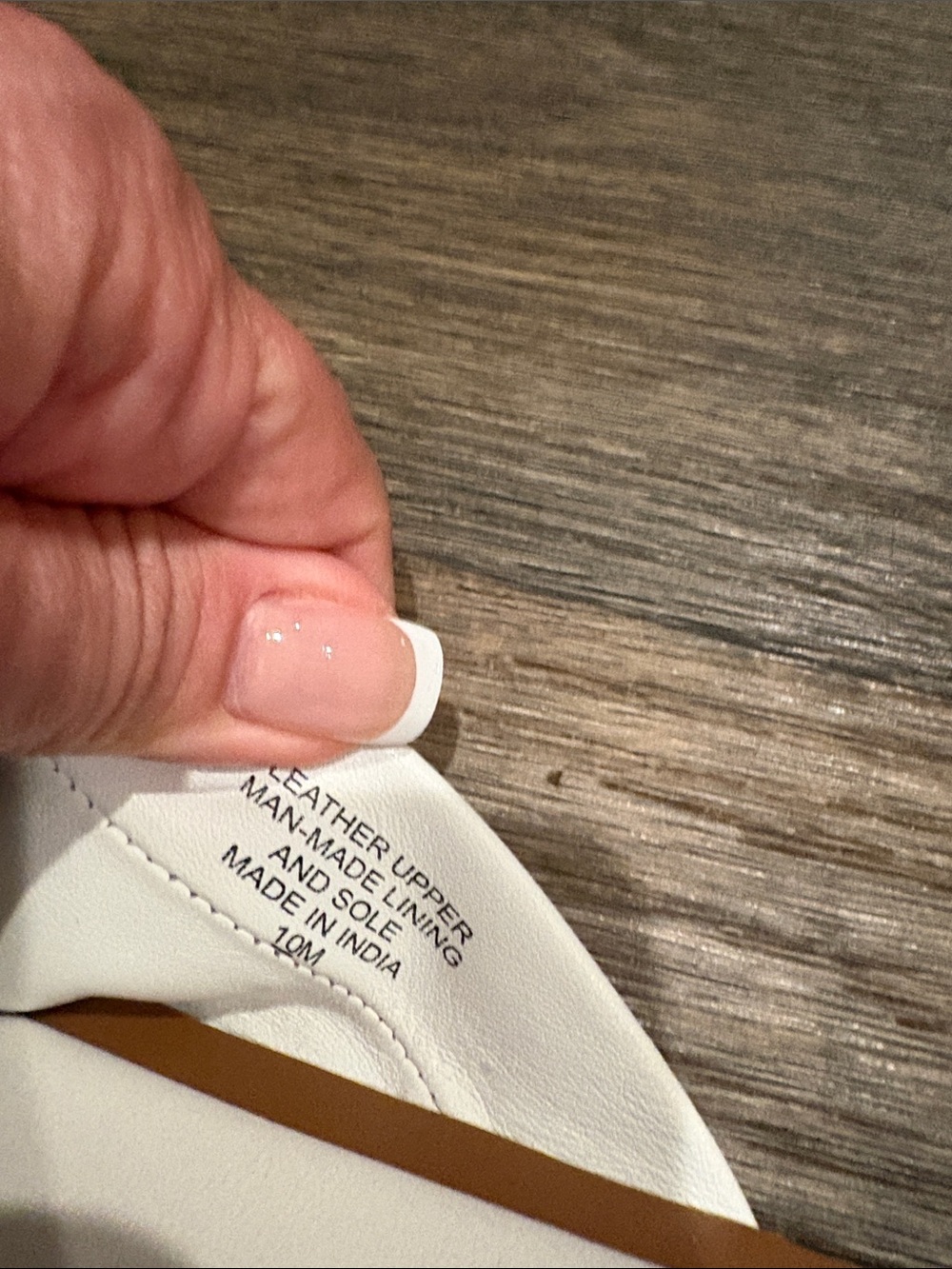 FREE in bundle LOFT White Knotted Slide Mules with Tan Trim 10 sandal - Picture 3 of 5